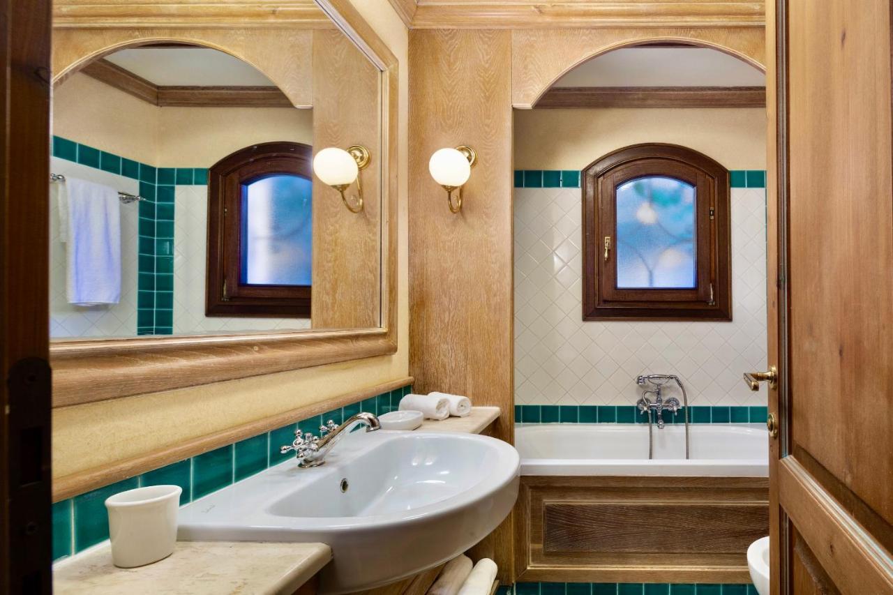 Residence Con Piscina A Liscia Di Vacca, 350 Mt Dal Mare, 3 Km Da Porto Cervo Ngoại thất bức ảnh