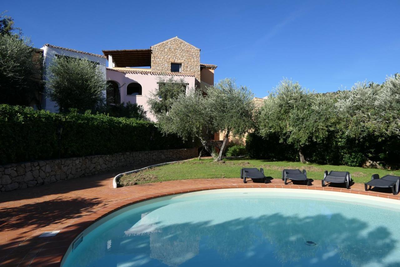 Residence Con Piscina A Liscia Di Vacca, 350 Mt Dal Mare, 3 Km Da Porto Cervo Ngoại thất bức ảnh